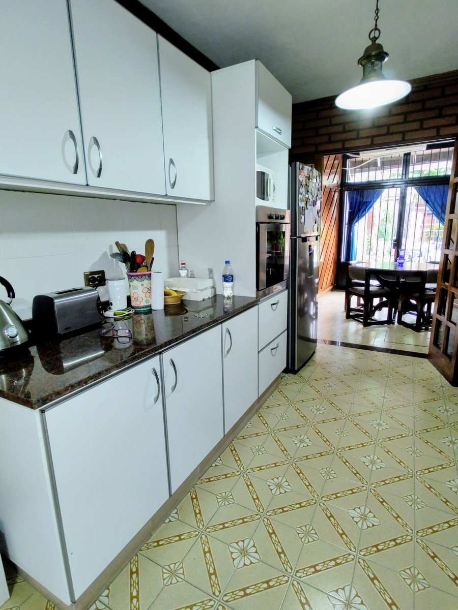 Casa en Venta 5 ambientes en Moron - 33