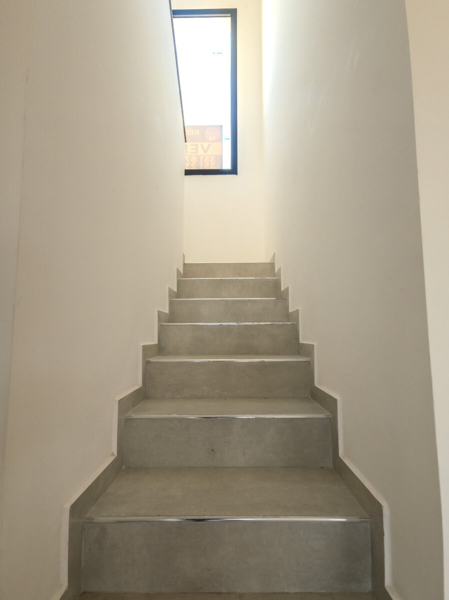 DUPLEX A ESTRENAR DE 3 DORMITORIOS CON PATIO Y GALERIA TECHADA CON ASADOR. LOTE 27 MZA 32. CAMPO CHICO - 25