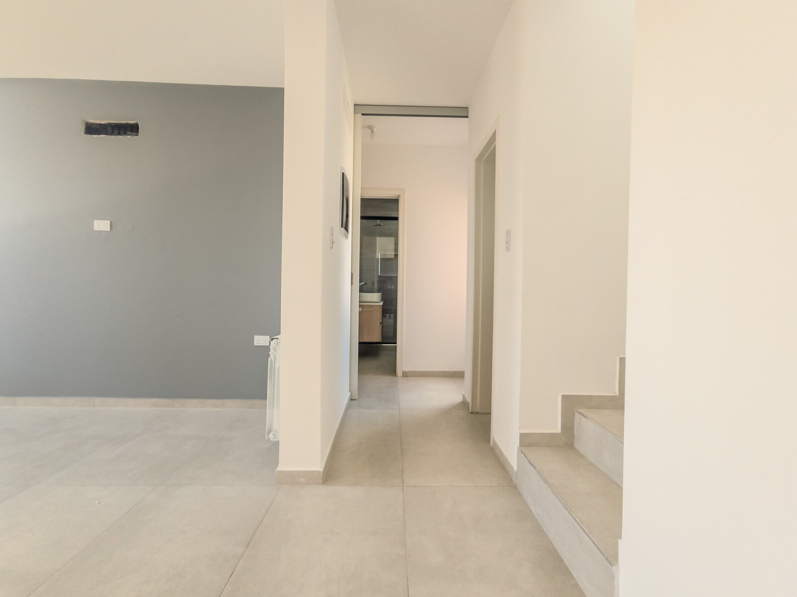 DUPLEX A ESTRENAR DE 3 DORMITORIOS CON PATIO Y GALERIA TECHADA CON ASADOR. LOTE 27 MZA 32. CAMPO CHICO — foto 7