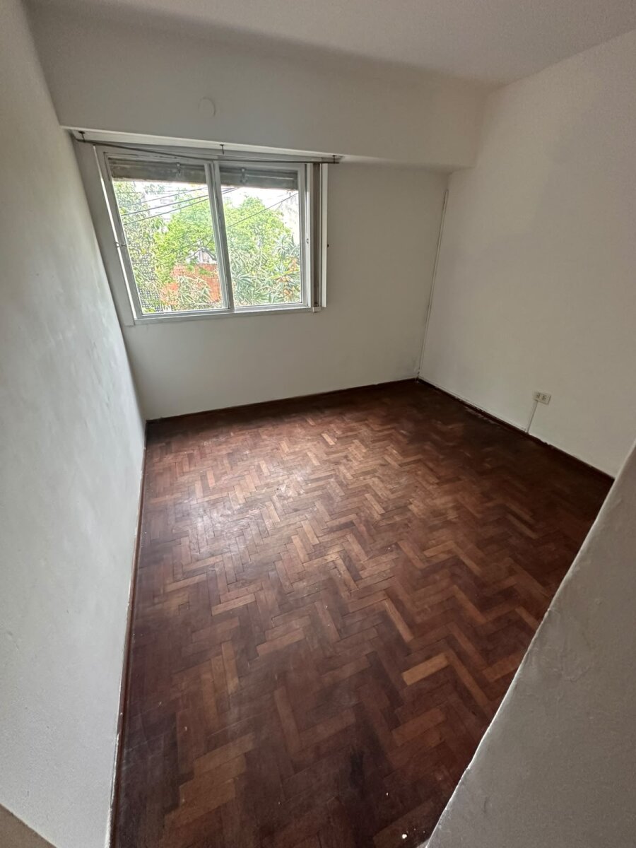 Venta departamento dos dormitorios con cochera. Barrio Pichincha — foto 8