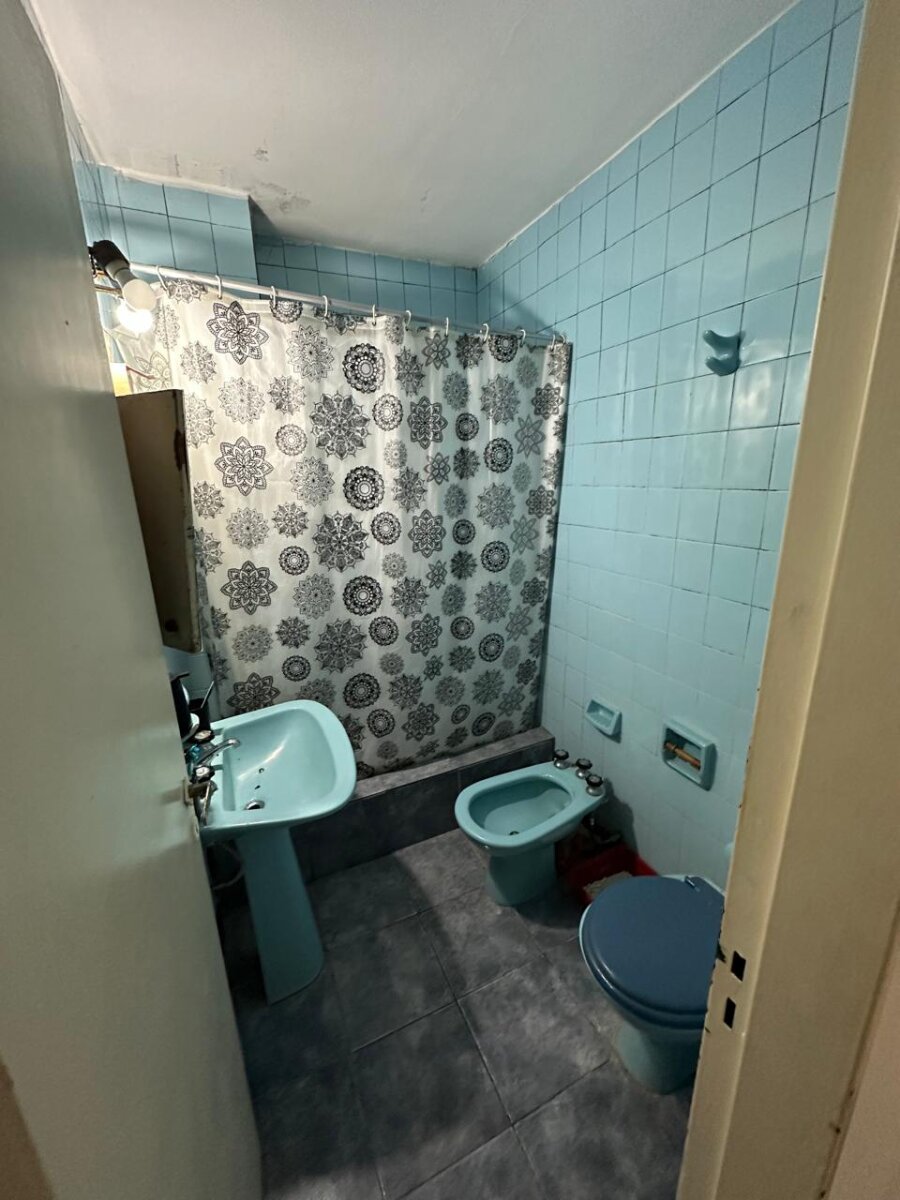 Venta departamento dos dormitorios con cochera. Barrio Pichincha - 16