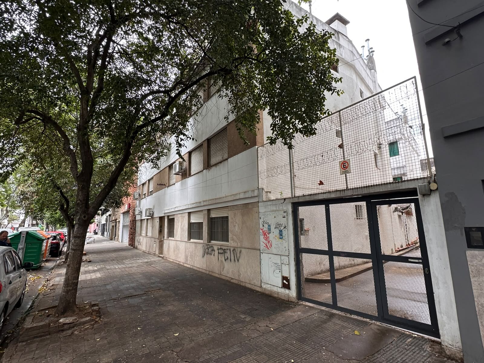 Venta departamento dos dormitorios con cochera. Barrio Pichincha — foto 3