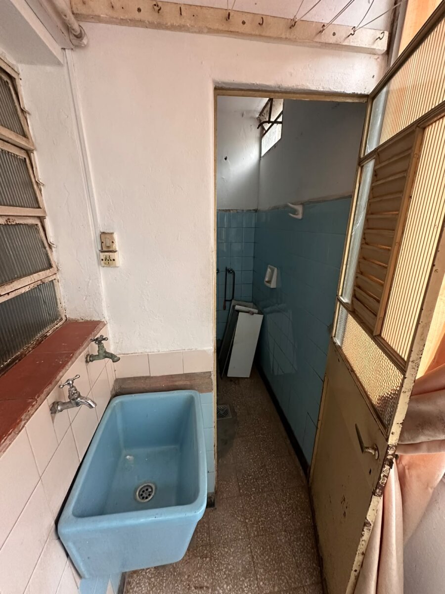 Venta departamento dos dormitorios con cochera. Barrio Pichincha - 22