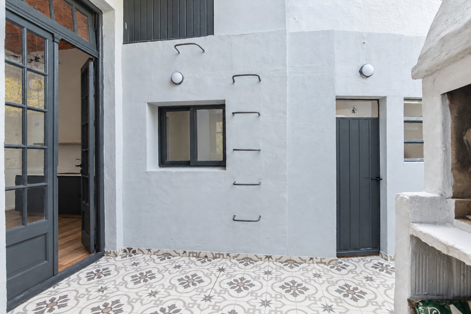 VENTA PH EN CABALLITO. 2 AMBIENTES. REFACCIONADO. PARRILLA. SIN EXP — foto 3