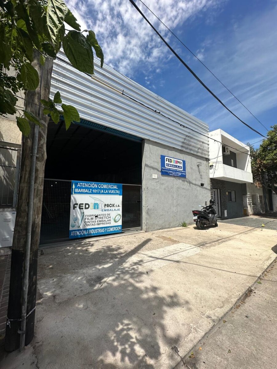 GALPON A LA VENTA CALLE FELIX FRIAS 854 - 4