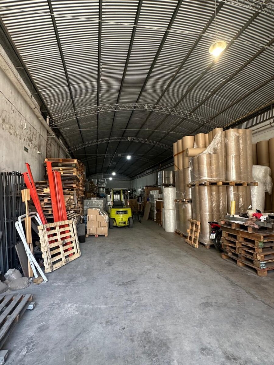 GALPON A LA VENTA CALLE FELIX FRIAS 854 - 5