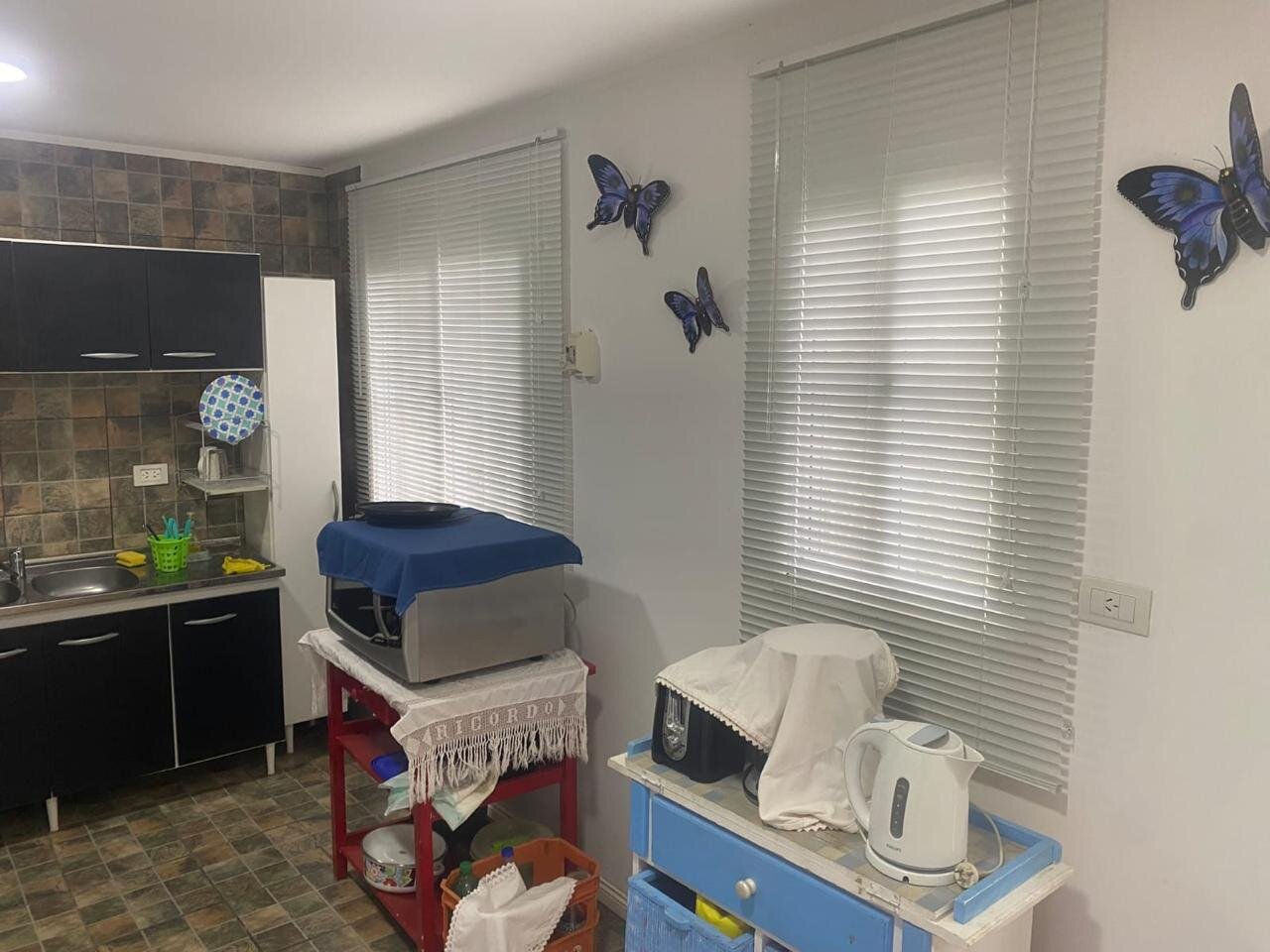 CASA DE DOS DORMITORIOS CON PILETA Y AMPLIO PARQUE EN OLIVEROS — foto 7