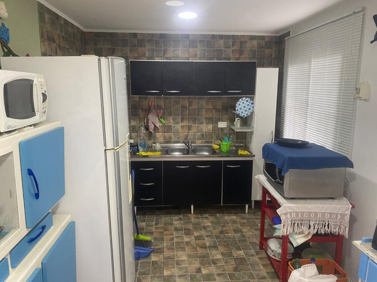 CASA DE DOS DORMITORIOS CON PILETA Y AMPLIO PARQUE EN OLIVEROS — foto 8