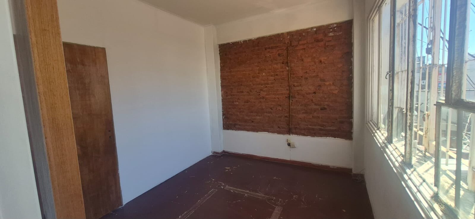 Oficina en venta en Galería Centro en Morón - 2