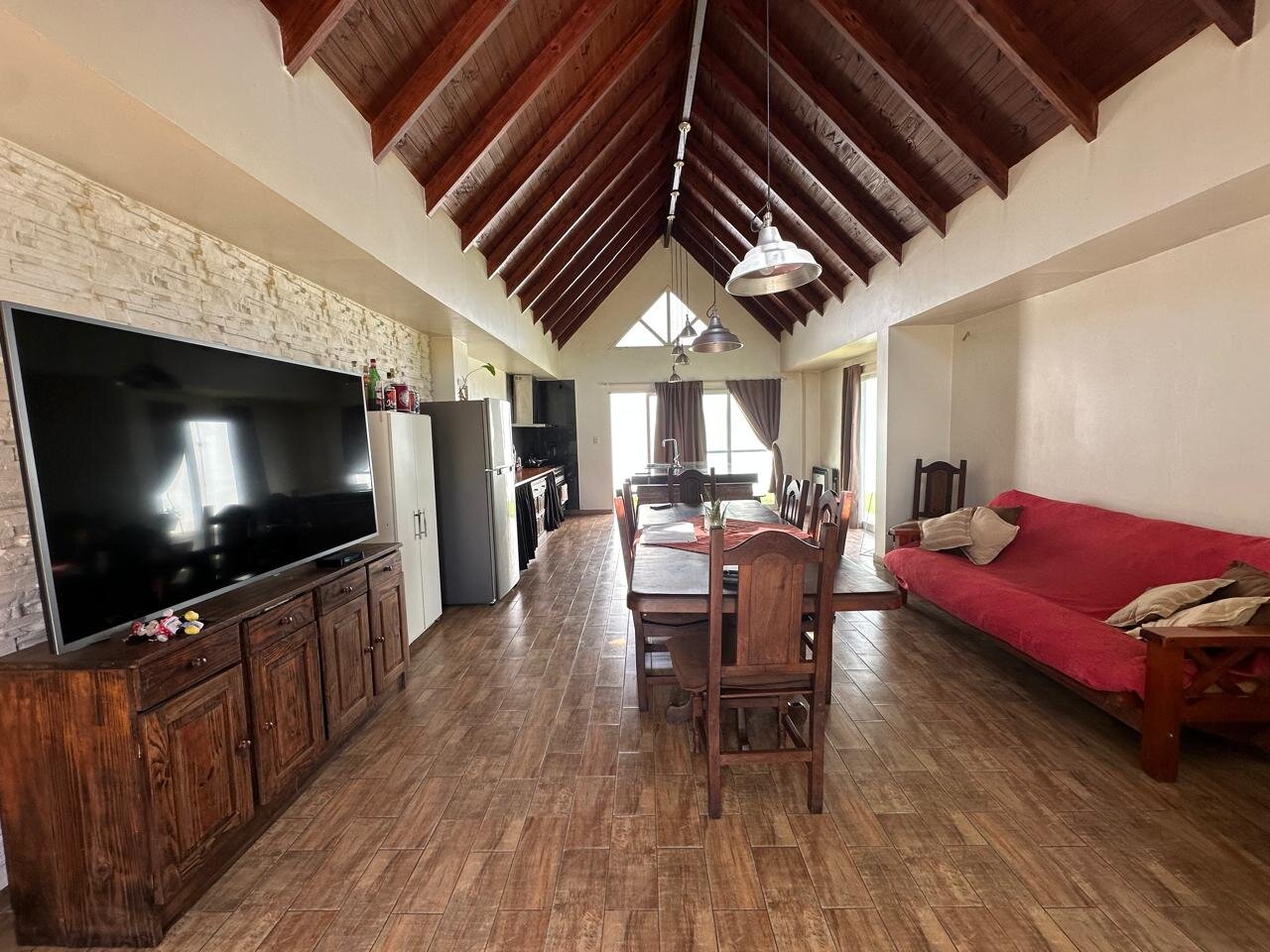 Vende/permuta bella casa en Parque Avambae — foto 6