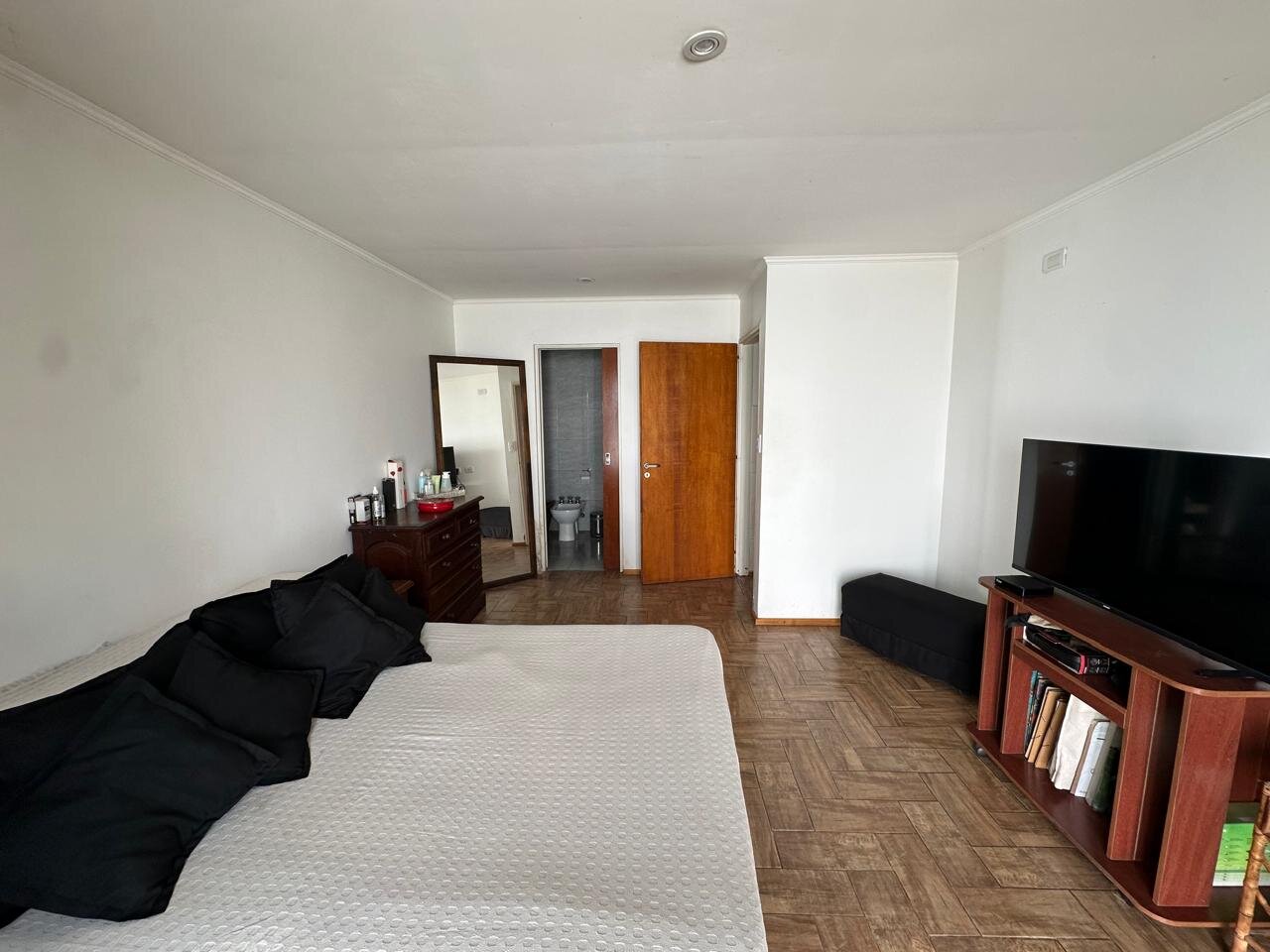 Vende/permuta bella casa en Parque Avambae - 25