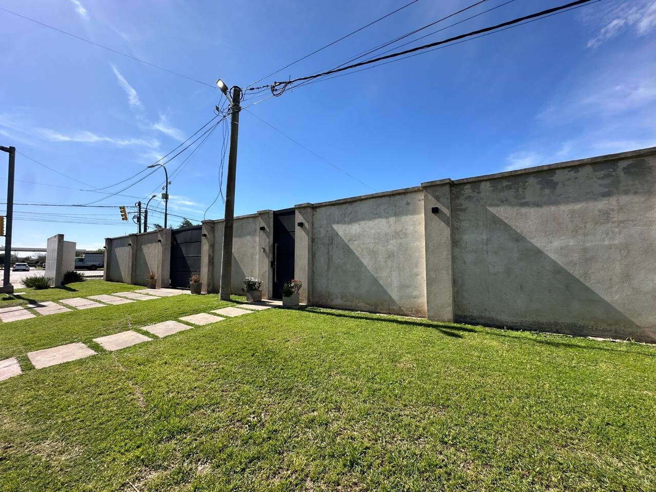 Vende/permuta bella casa en Parque Avambae — foto 7