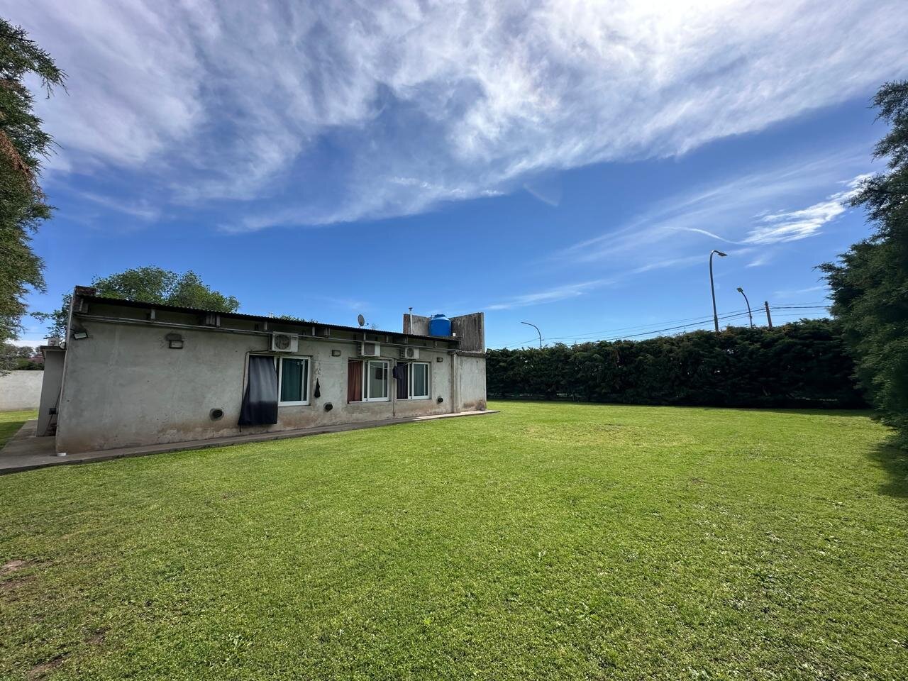 Vende/permuta bella casa en Parque Avambae — foto 5