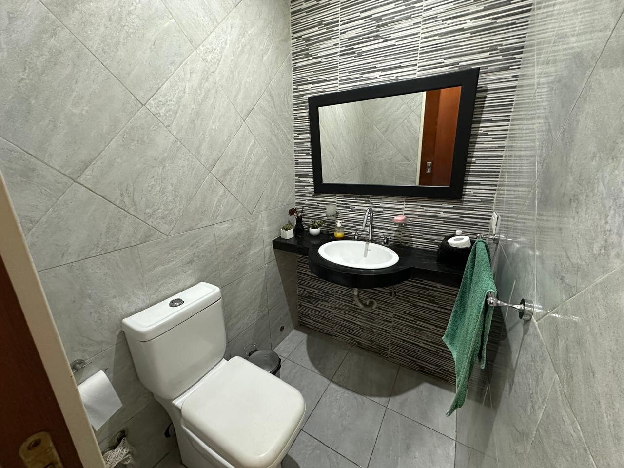 Vende/permuta bella casa en Parque Avambae — foto 14
