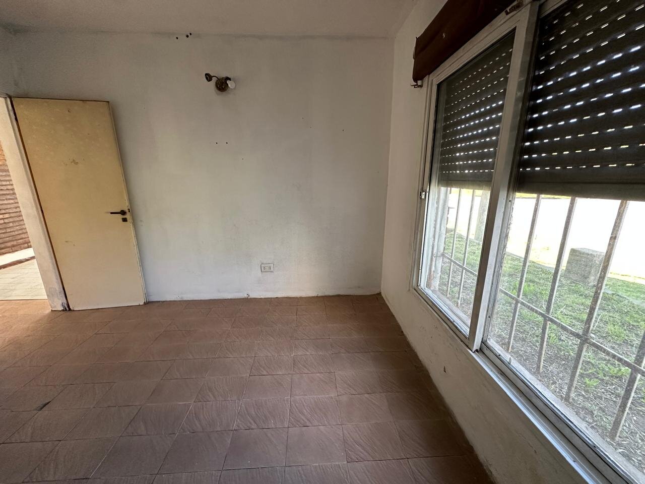 Vende casa ubicada en Belgrano 1071 - 24