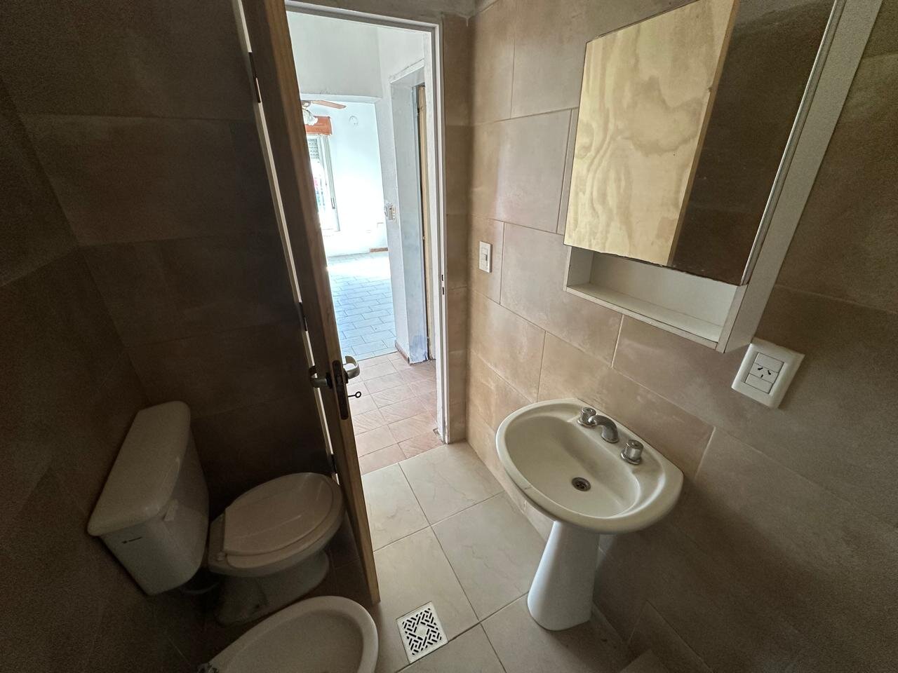 Vende casa ubicada en Belgrano 1071 - 20