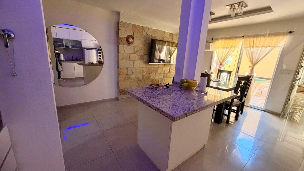 CASA MULTIFAMILIAR A NUEVO CON POSIBILIDAD DE UNIFICAR Y AMPLIAR — foto 5