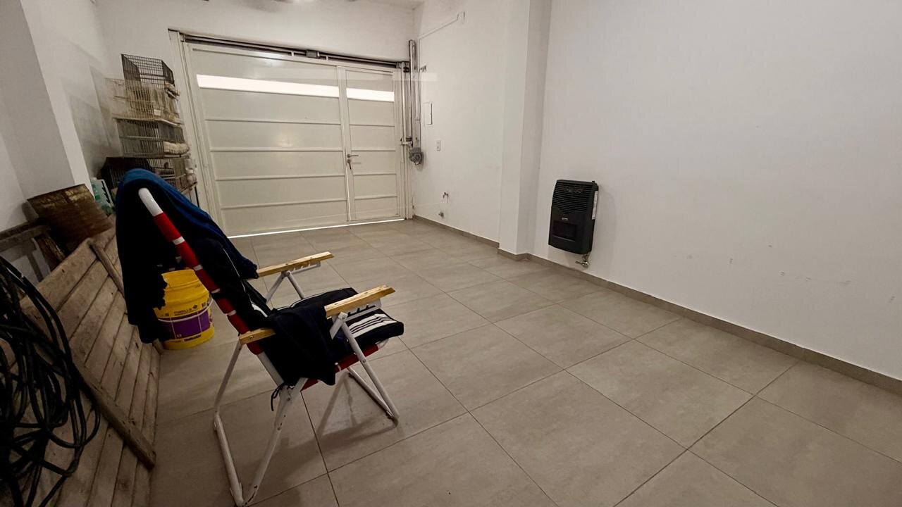 CASA MULTIFAMILIAR A NUEVO CON POSIBILIDAD DE UNIFICAR Y AMPLIAR — foto 13