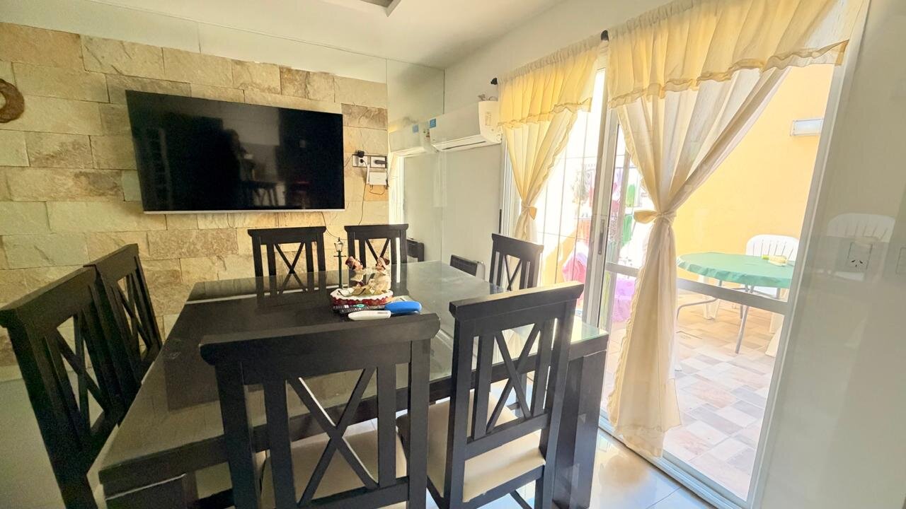 CASA MULTIFAMILIAR A NUEVO CON POSIBILIDAD DE UNIFICAR Y AMPLIAR — foto 4