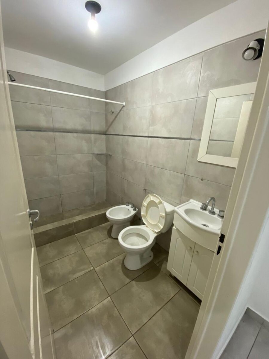 Monoambiente en venta zona Sarandi Avellaneda. — foto 4