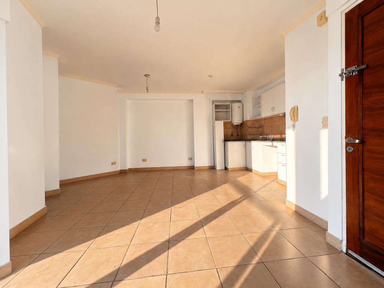 Departamento en Alquiler de 2 dormitorios con balcon y terraza propia — foto 6