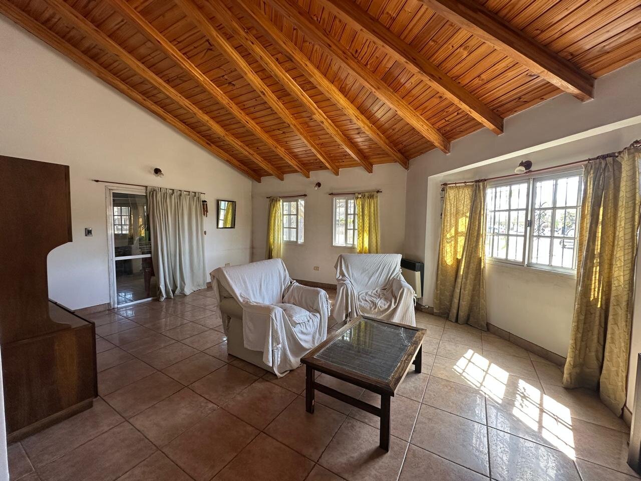 Vende casa ubicada en Brown 453 - 25