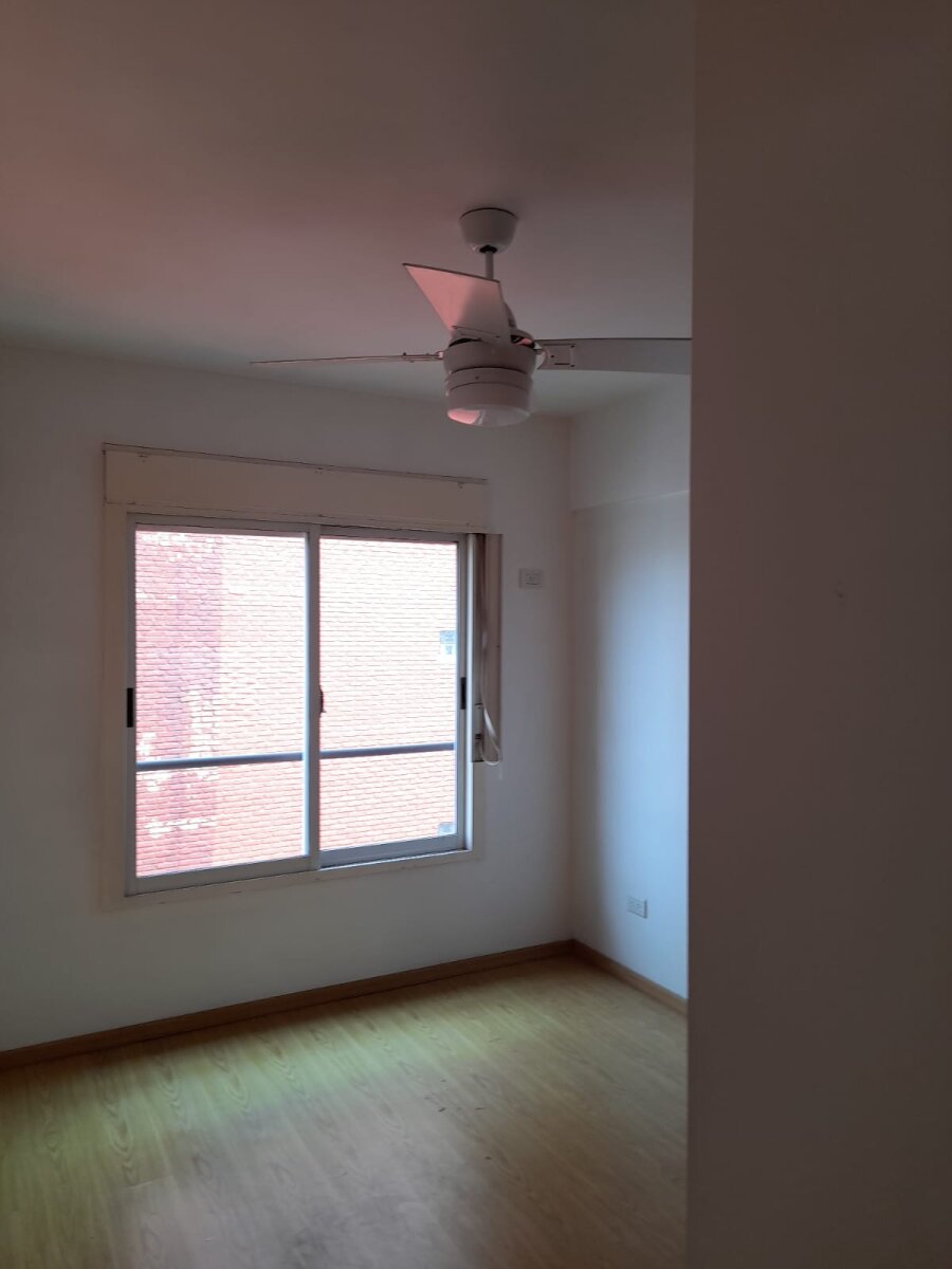 CABALLITO 3 AMB- CONTRAF-BALCON- BAULERA EXCELENTE-PALIER PRIVADO, CALEFACCION CON CALDERA AIRE AONDICIONADO MUY BUENA UBICACION - 31