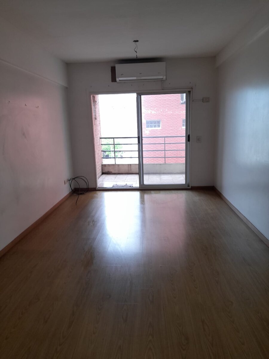 CABALLITO 3 AMB- CONTRAF-BALCON- BAULERA EXCELENTE-PALIER PRIVADO, CALEFACCION CON CALDERA AIRE AONDICIONADO MUY BUENA UBICACION - 26