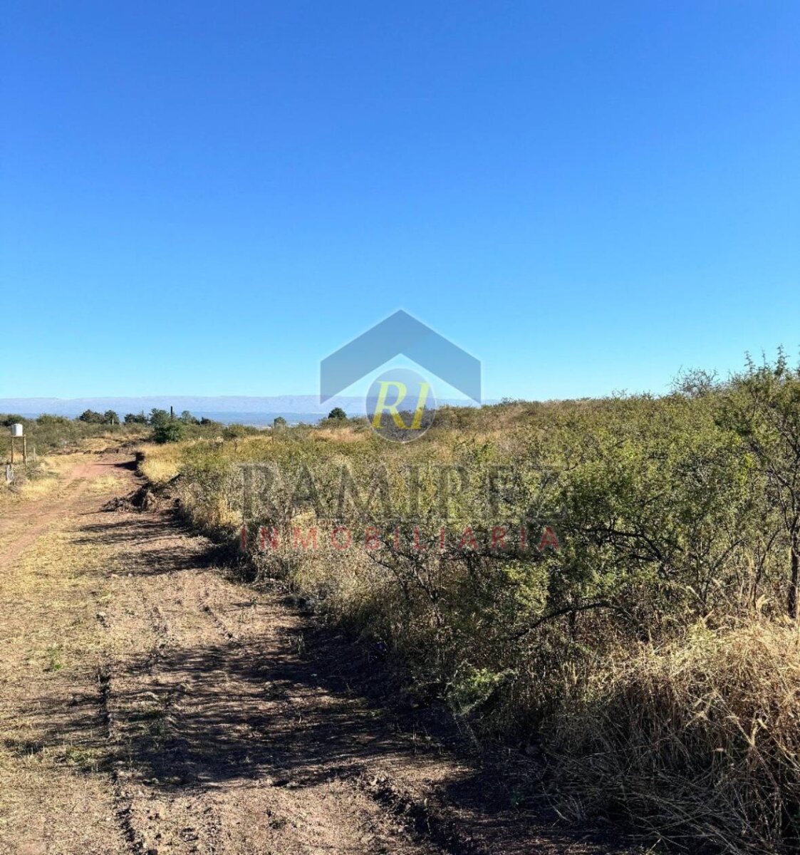 Venta de Lote - Villa Rumipal - Córdoba - 2