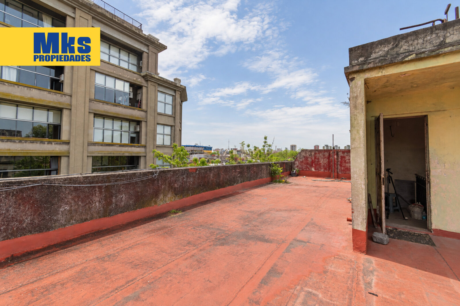 Venta en Block barrio de La Boca. 10 Phs mas local en esquina. Ideal inversion, zona de crecimiento. - 15