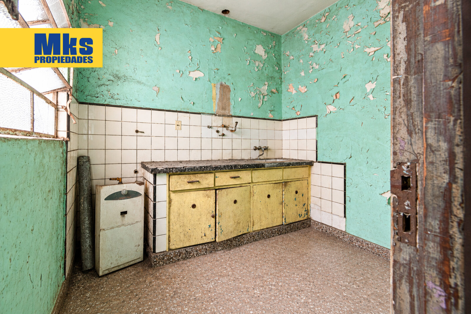 Venta en Block barrio de La Boca. 10 Phs mas local en esquina. Ideal inversion, zona de crecimiento. - 27