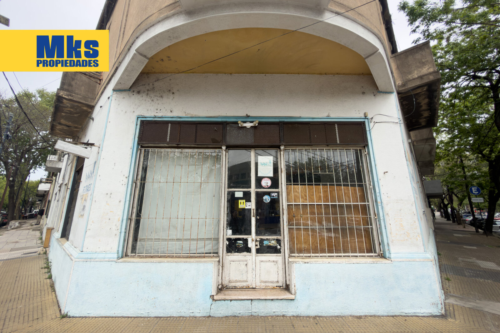 Venta en Block barrio de La Boca. 10 Phs mas local en esquina. Ideal inversion, zona de crecimiento. - 2