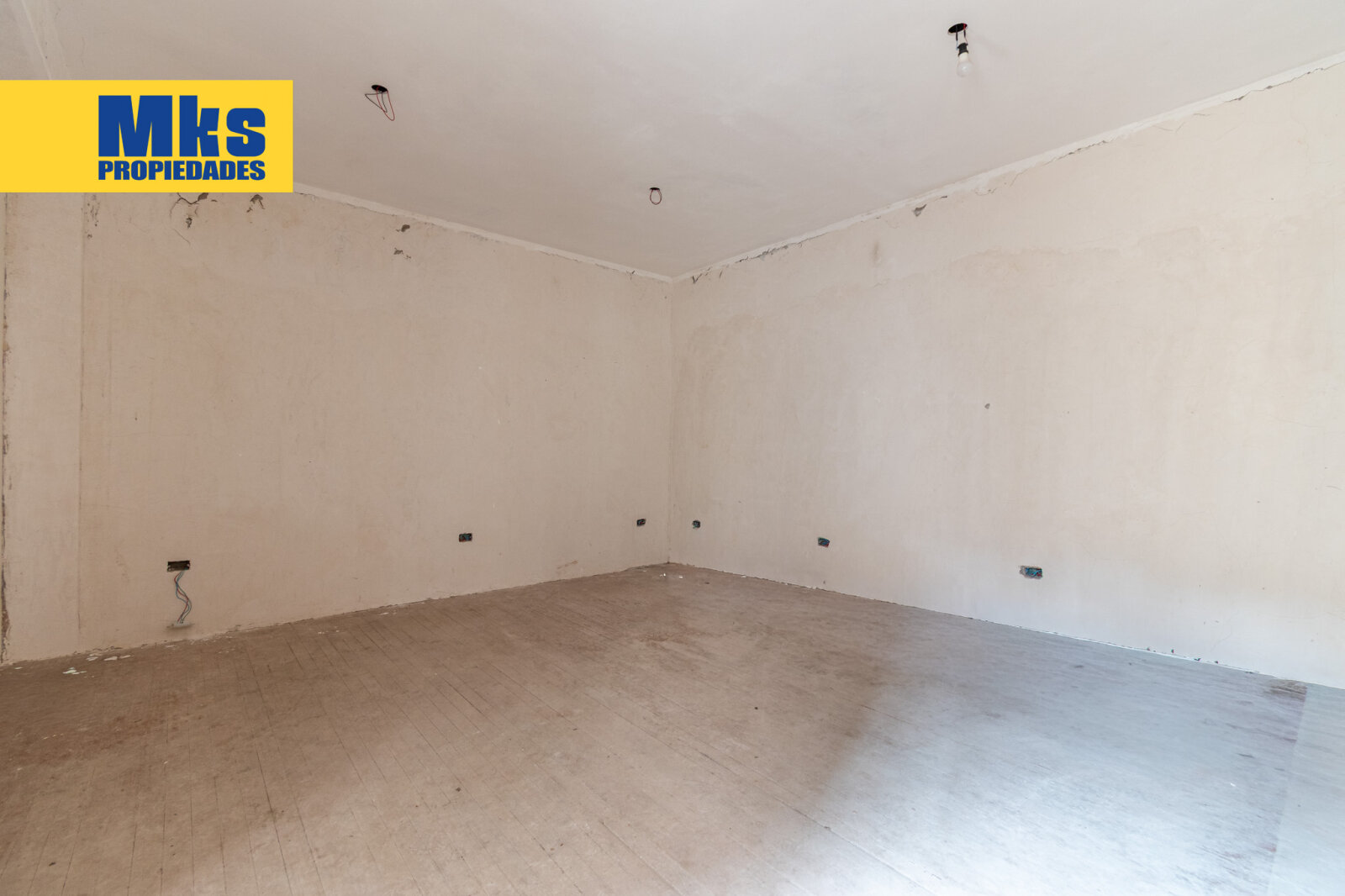 Venta en Block barrio de La Boca. 10 Phs mas local en esquina. Ideal inversion, zona de crecimiento. - 59