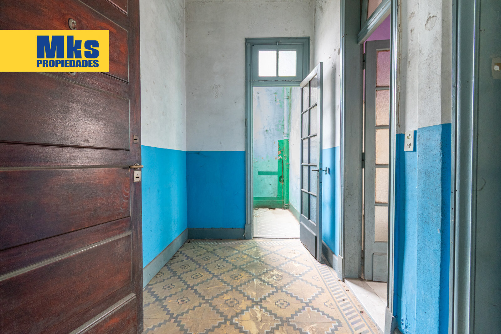 Venta en Block barrio de La Boca. 10 Phs mas local en esquina. Ideal inversion, zona de crecimiento. - 35