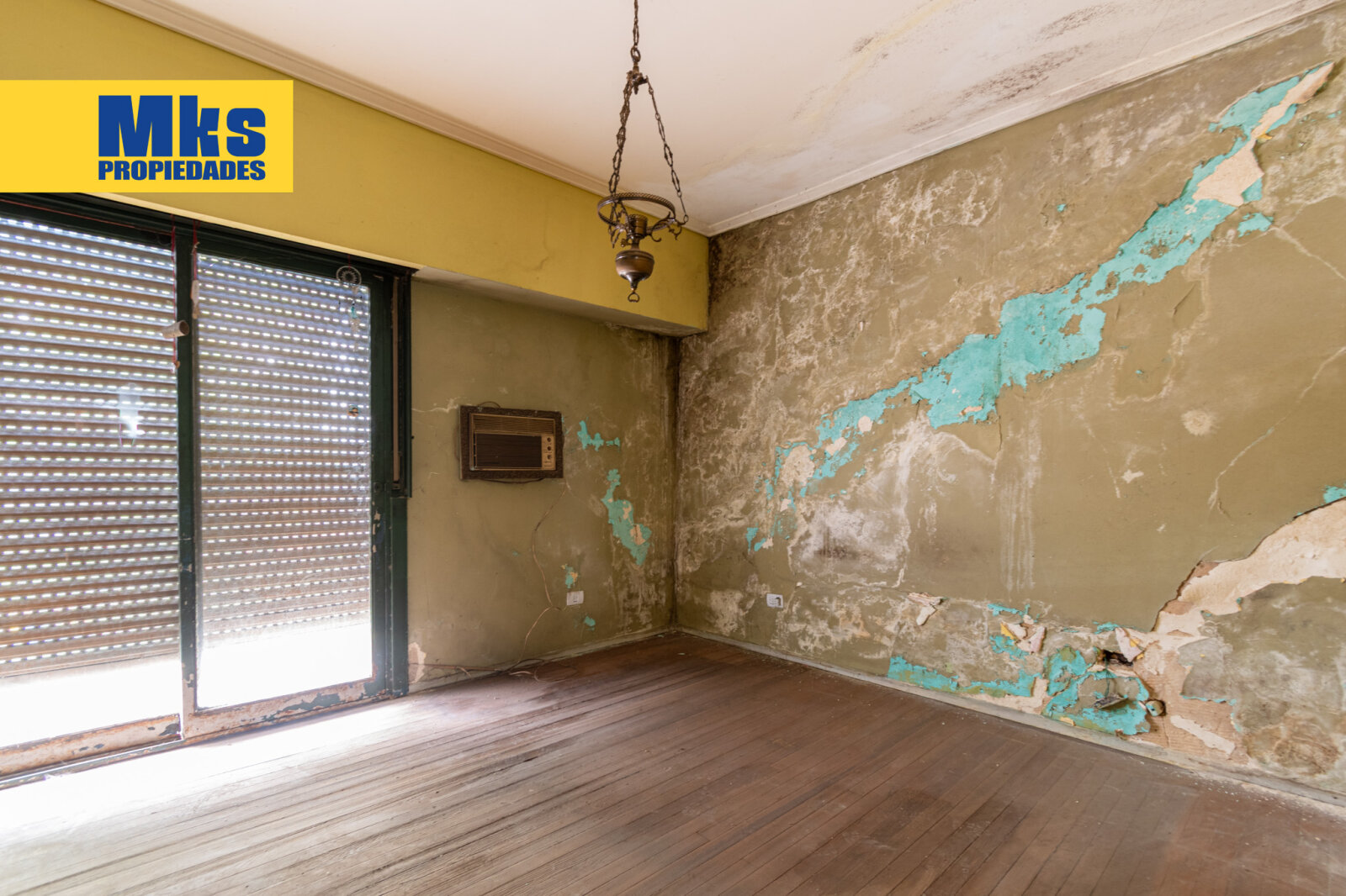 Venta en Block barrio de La Boca. 10 Phs mas local en esquina. Ideal inversion, zona de crecimiento. - 52