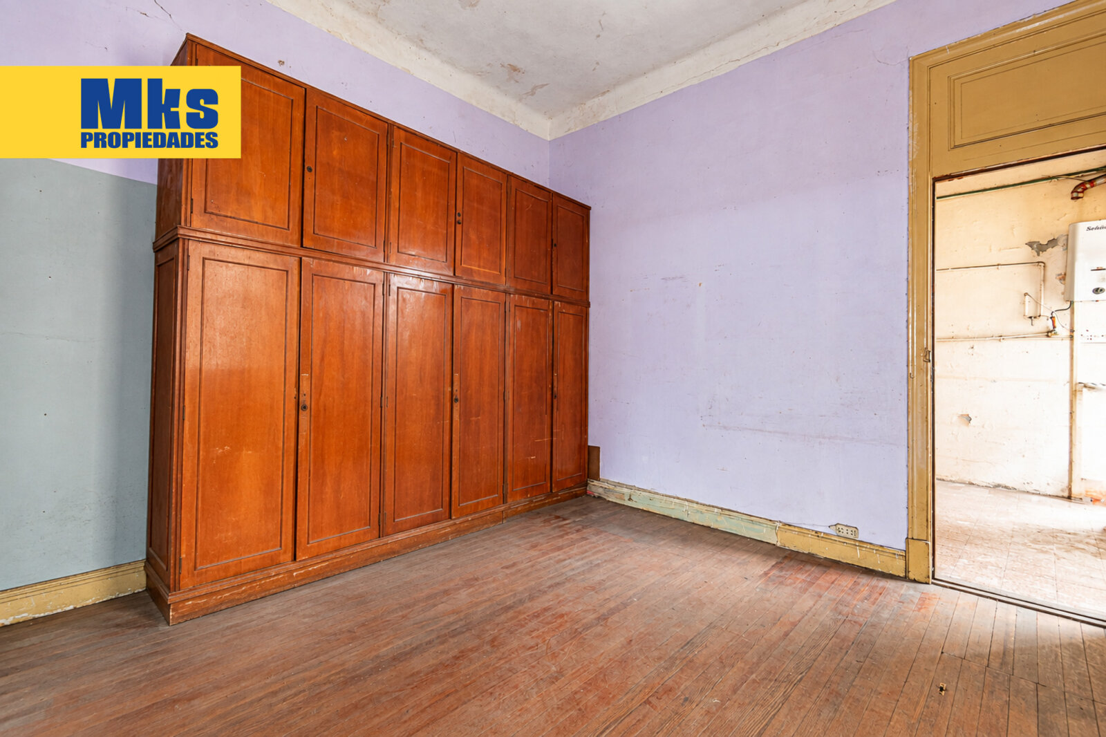 Venta en Block barrio de La Boca. 10 Phs mas local en esquina. Ideal inversion, zona de crecimiento. - 70