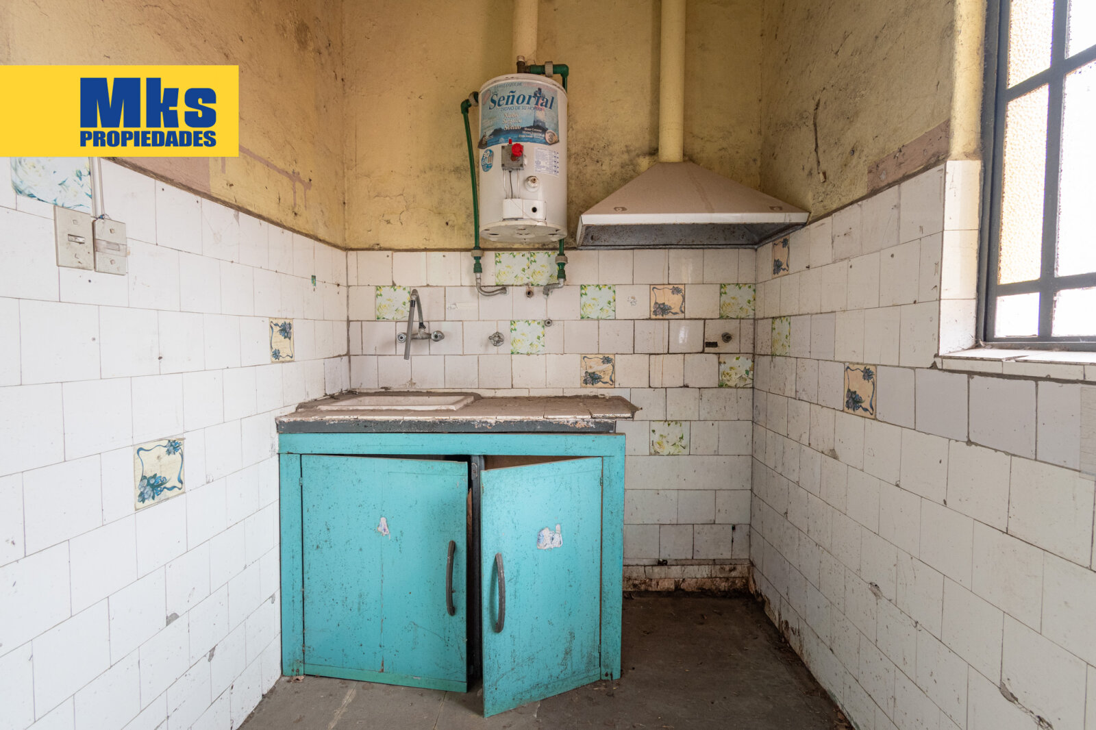 Venta en Block barrio de La Boca. 10 Phs mas local en esquina. Ideal inversion, zona de crecimiento. - 26