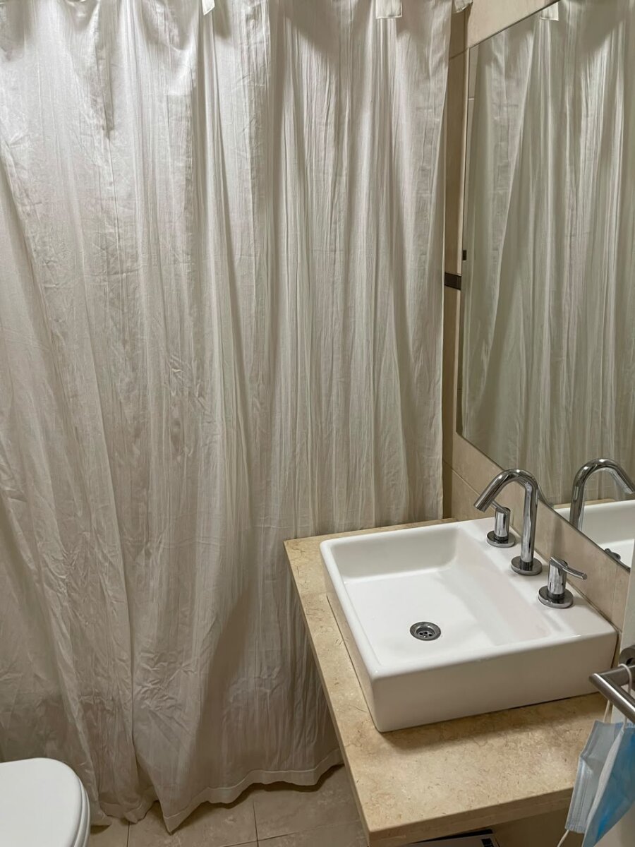 Alquiler. 3 ambientes c/cochera . Av Montes de Oca. — foto 9