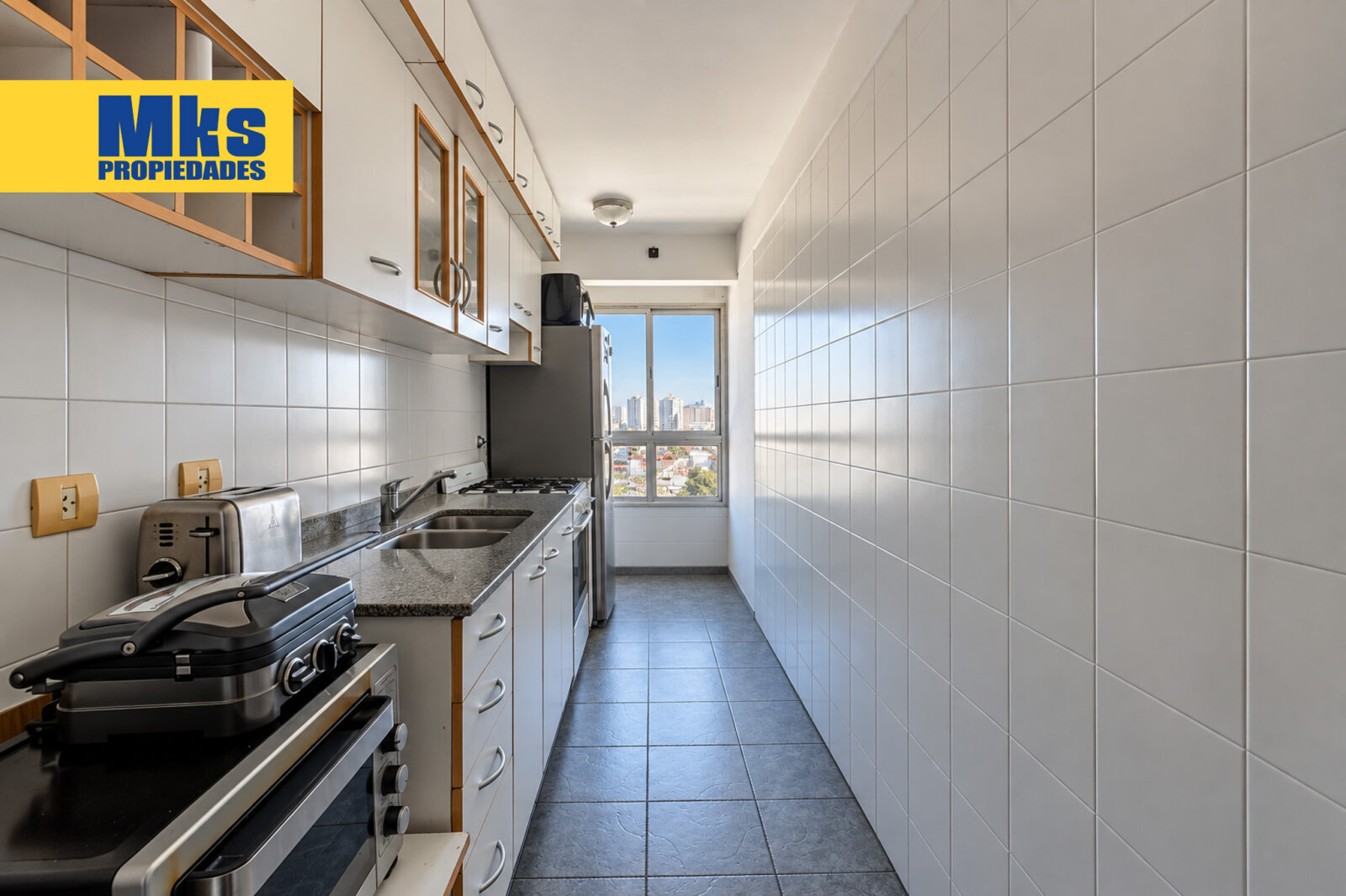 Departamento en venta 3 ambientes. Balcon al contrafrente. Piso alto. Av Montes de Oca. — foto 4