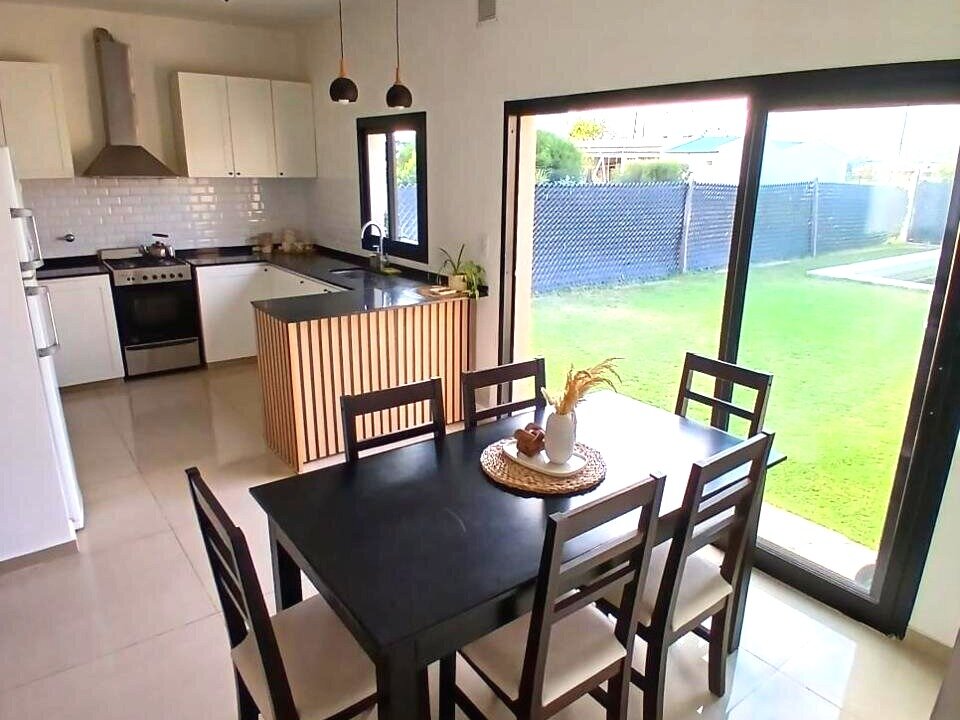 CASA 2 DORMITORIOS CON PILETA — foto 3