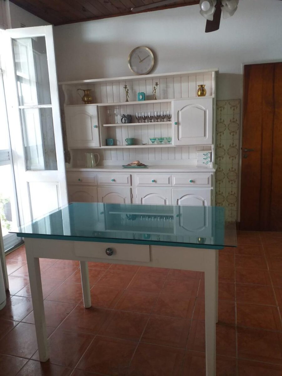 Hermoso chalet a la venta de 5 ambientes con cochera, en pleno centro de Zarate, Provincia de Buenos Aires. — foto 7