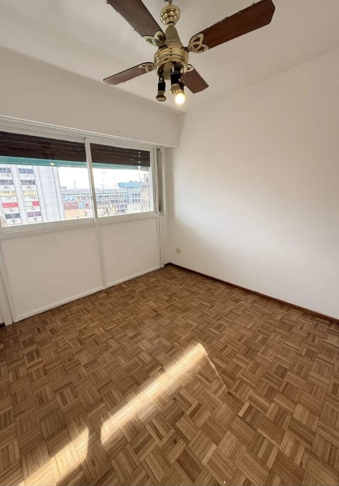 Se Vende un Hermoso Departamento de 2 Ambientes con Balcón - San Nicolas — foto 14