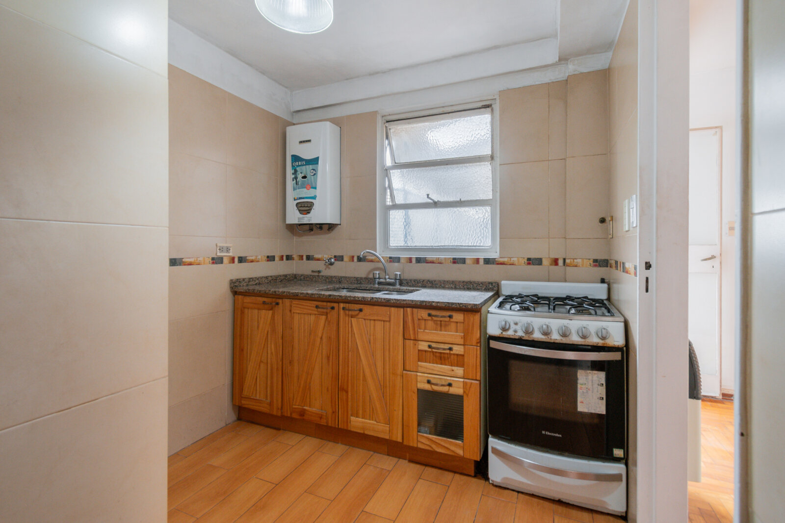 VENTA. DEPARTAMENTO DOS AMBIENTES. BALCON. APTO CRÉDITO. PARQUE CHACABUCO — foto 5