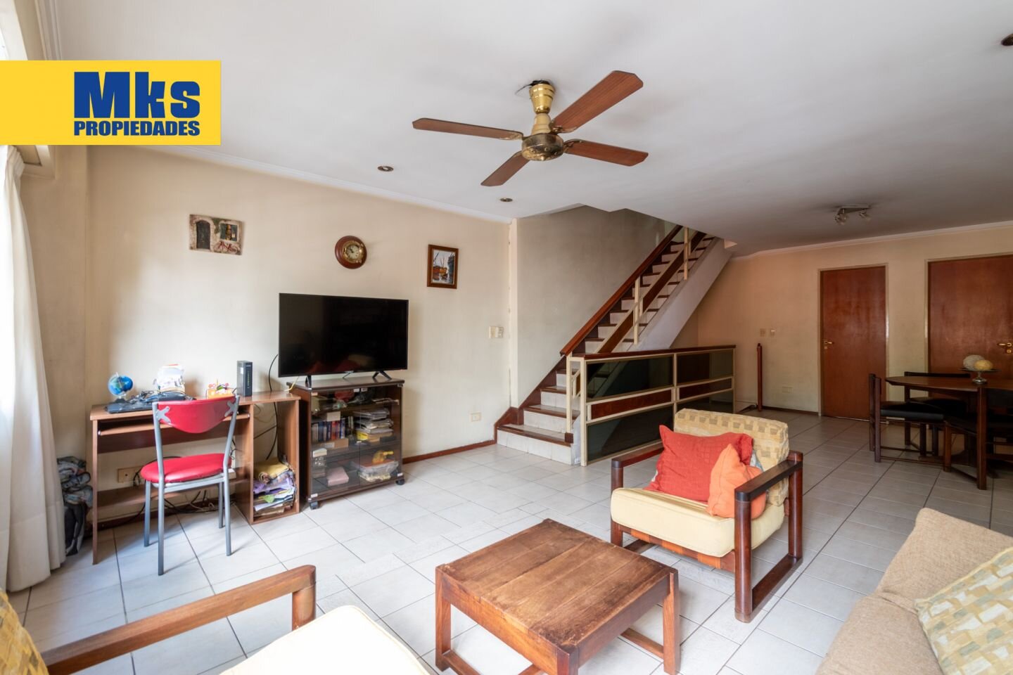 Venta Triplex. 4 ambientes.Barracas. Patio y cochera. — foto 7