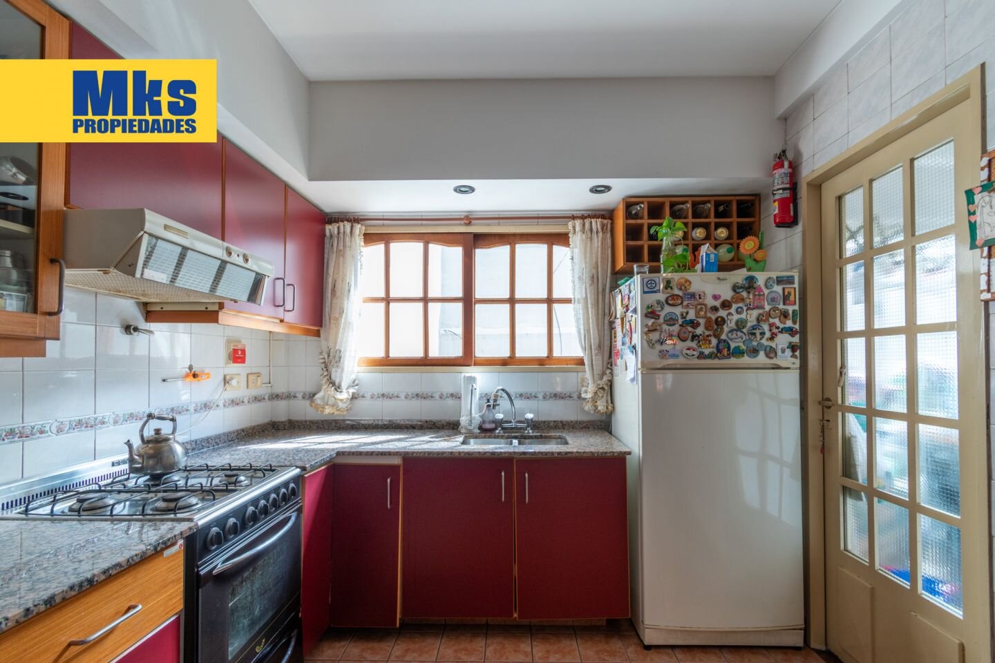 Venta Triplex. 4 ambientes.Barracas. Patio y cochera. — foto 11