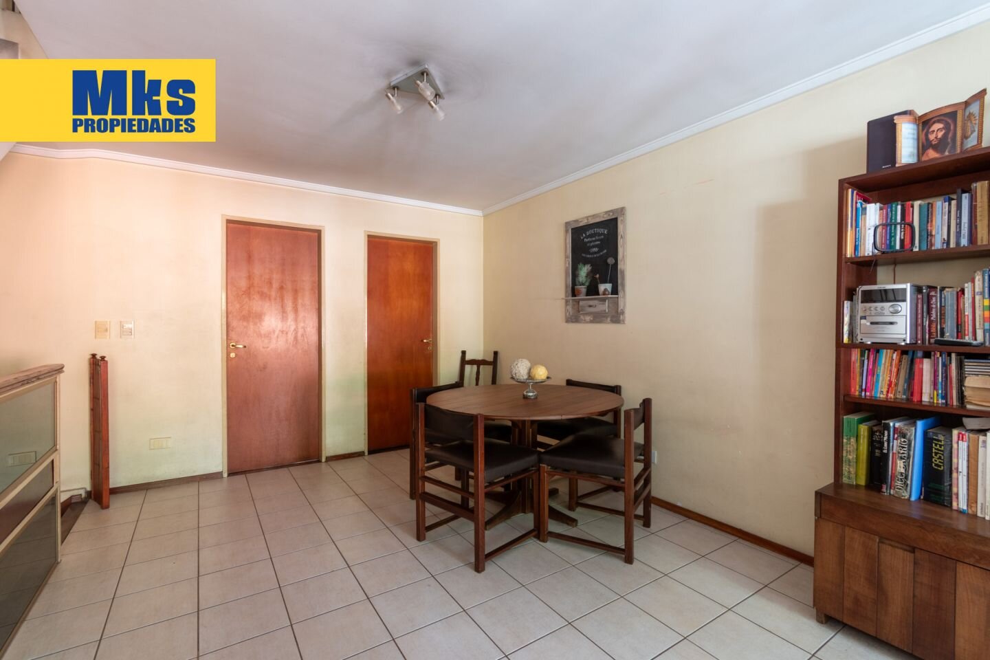Venta Triplex. 4 ambientes.Barracas. Patio y cochera. — foto 8