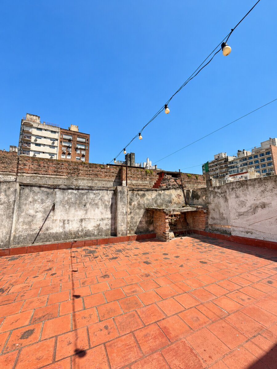 CASA DE PASILLO EN VENTA - GRAN POTENCIAL - 22