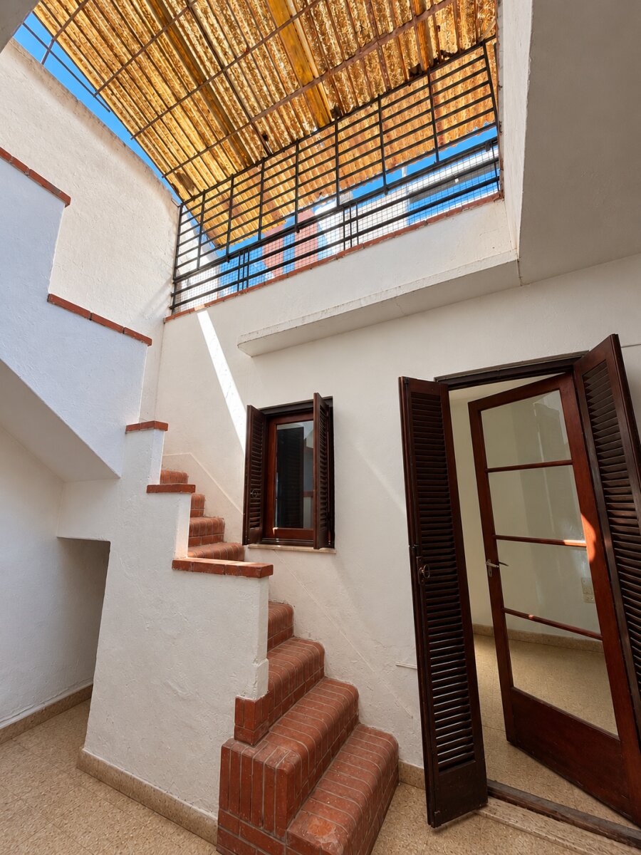CASA DE PASILLO EN VENTA - GRAN POTENCIAL - 16