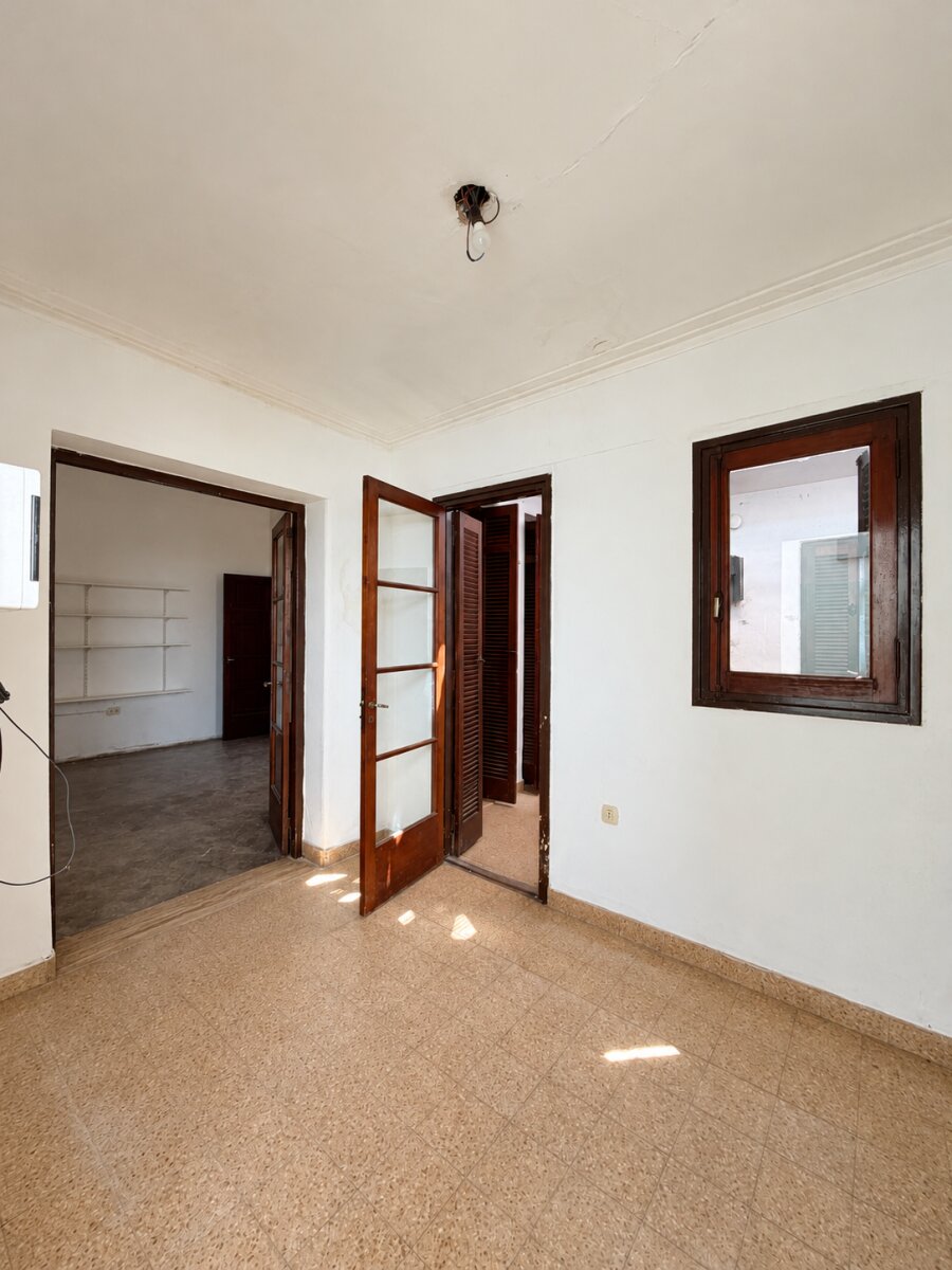 CASA DE PASILLO EN VENTA - GRAN POTENCIAL - 3