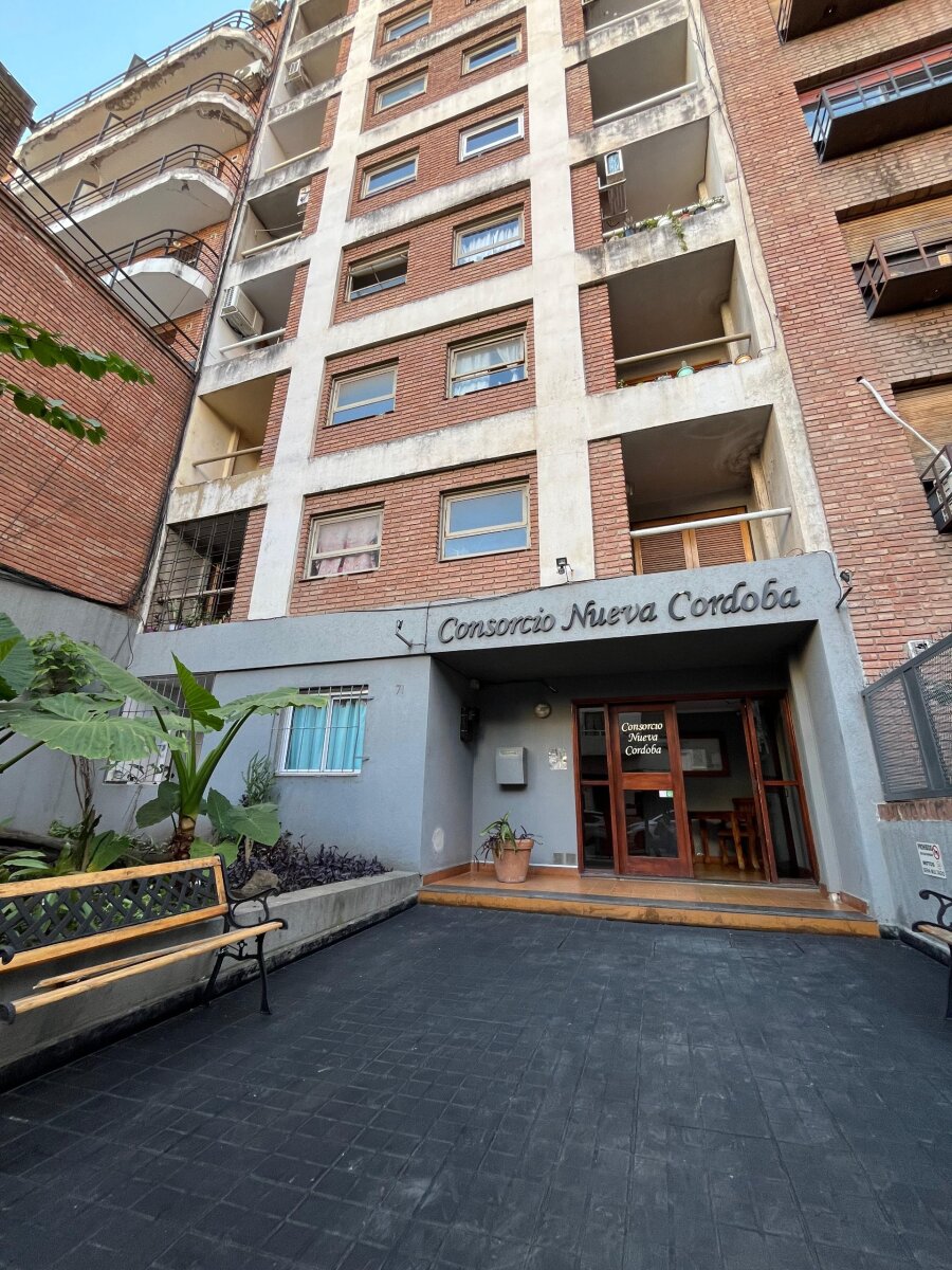 VENTA DEPTO PJE CARLUCCI NVA CBA - 1